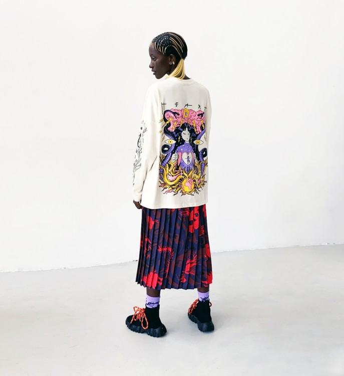 LONG SLEEVE Heartseeker by Pat Guzik